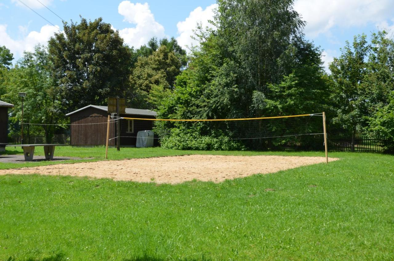 Hostel Teichcamp Grosshartmannsdorf Exterior foto